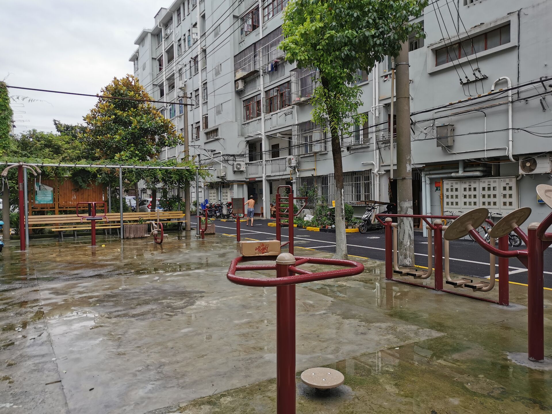 人民小區(qū)市民益智健身點