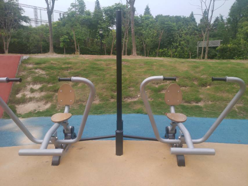 自重式劃船訓練器 自重式劃船訓練器