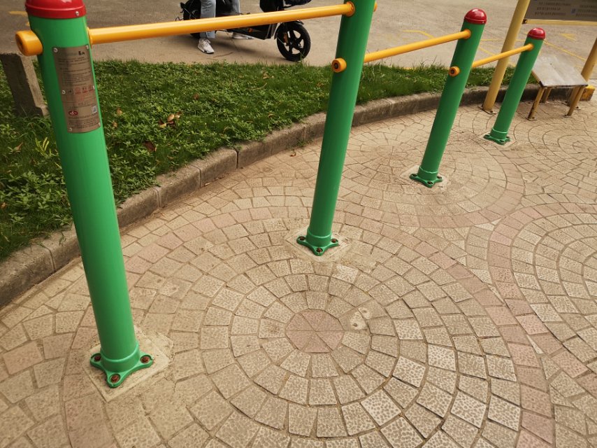 多聯(lián)壓腿架