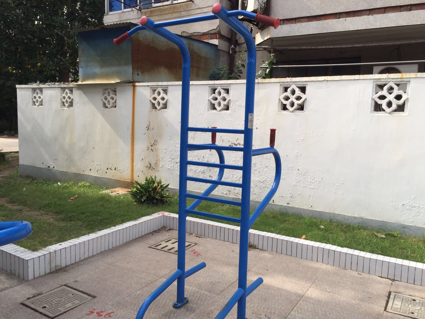 多功能訓(xùn)練器 多功能訓(xùn)練器