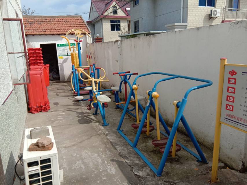 崇明區(qū)中興鎮(zhèn)汲浜村健身點(diǎn)