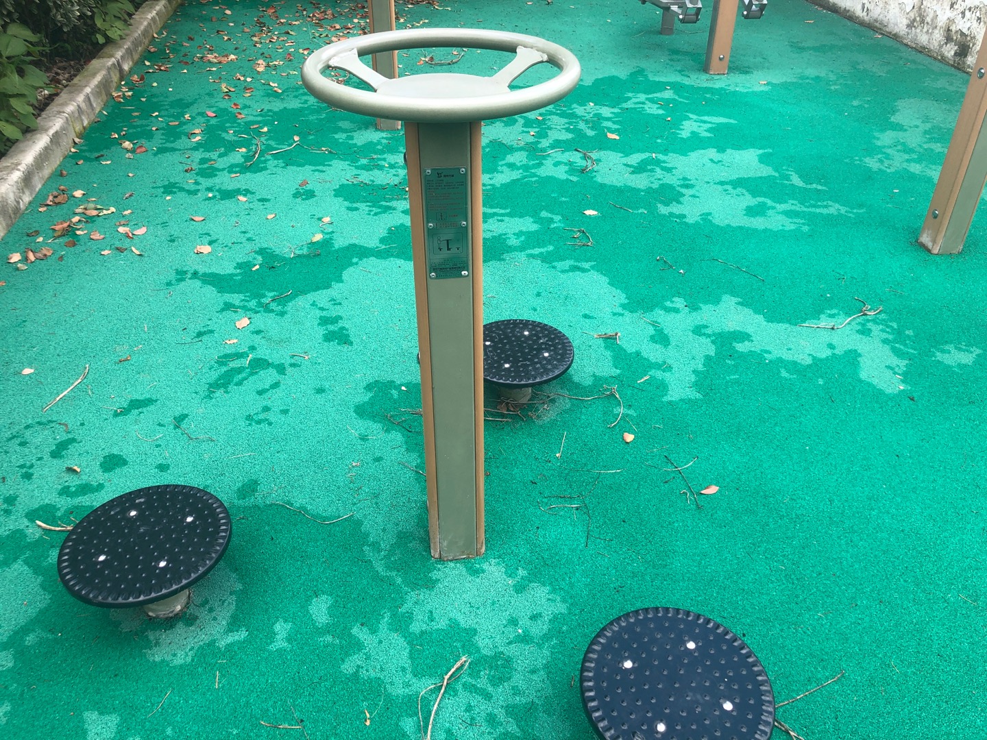 三位扭腰器 三位扭腰器