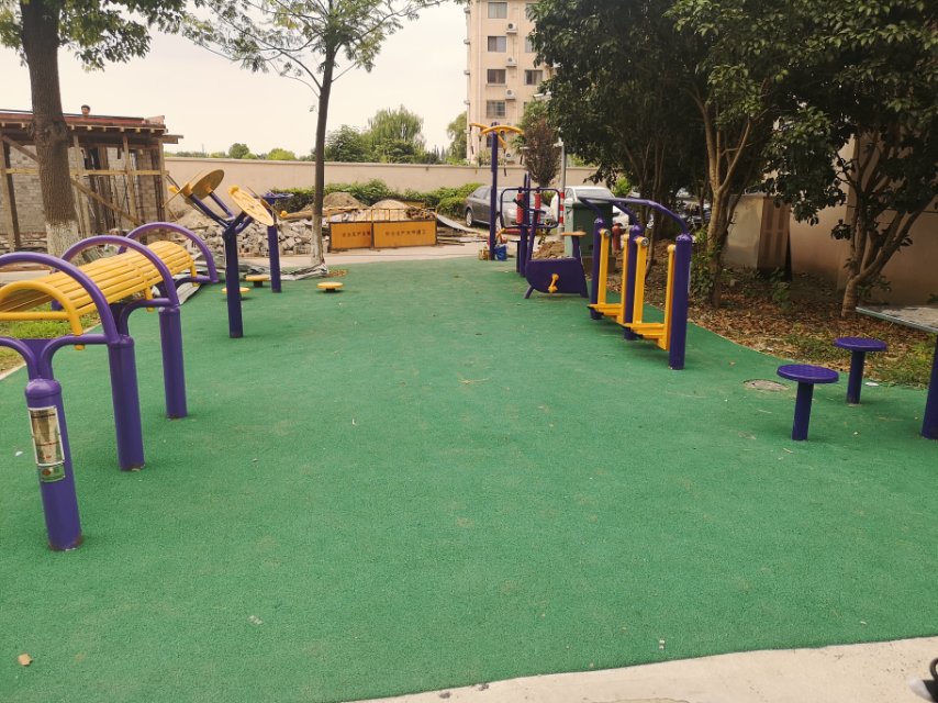 慶新社區(qū)青盈苑健身點