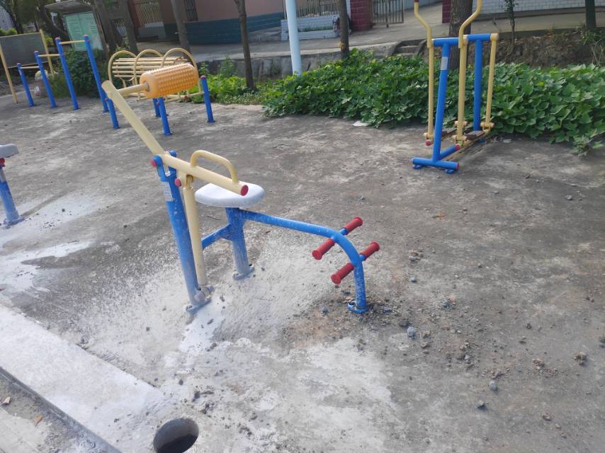 腹背鍛煉器 腹背鍛煉器