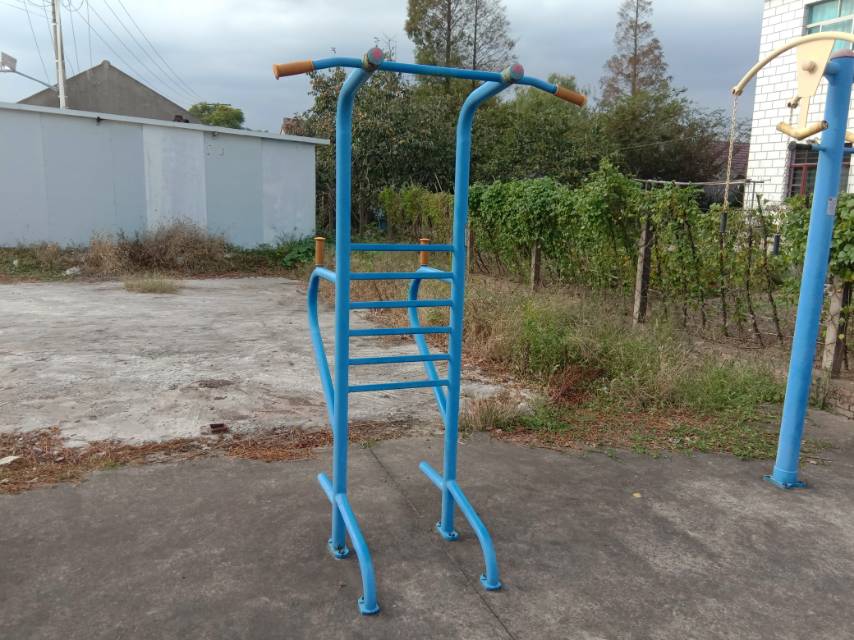 多功能訓(xùn)練器 多功能訓(xùn)練器