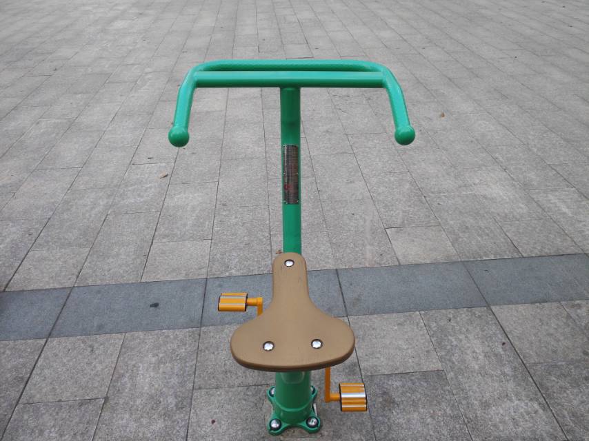 直立健身車 直立健身車