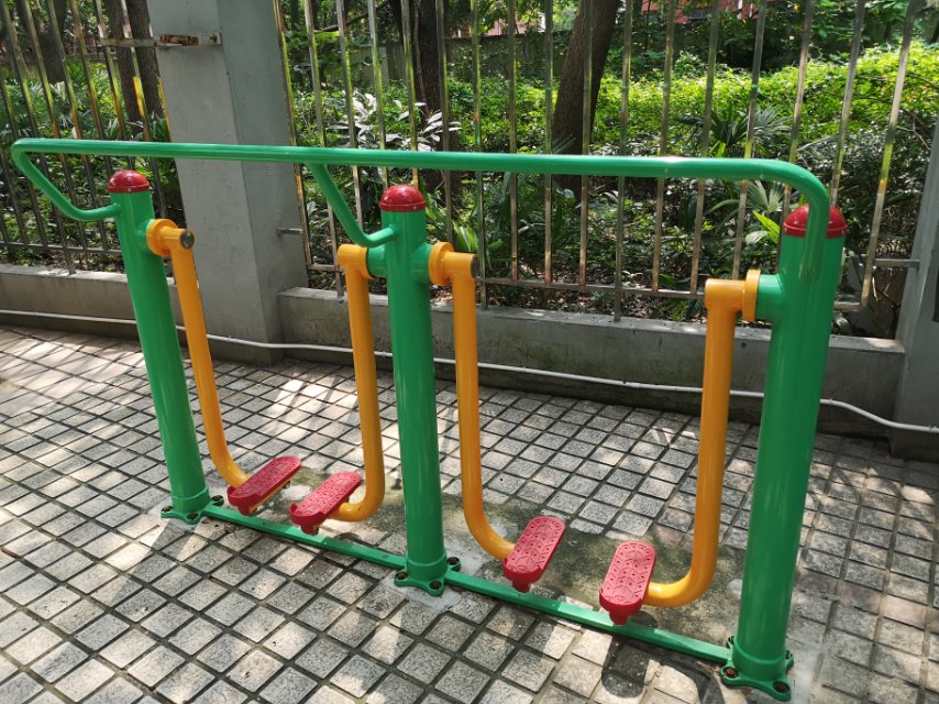 兩聯(lián)漫步機(jī)