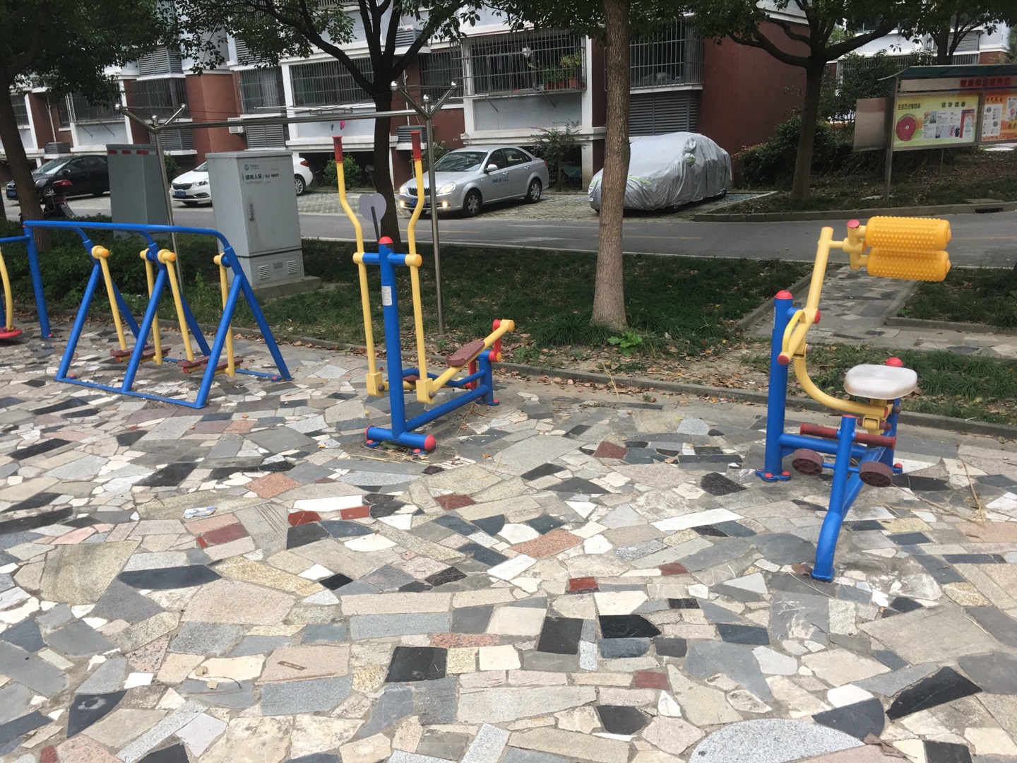 鎮(zhèn)南人家健身點(diǎn)（1）